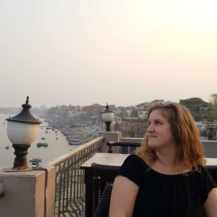 Hotel Sita Palace On Heritage Ghats Of Benaras Varanasi Exterior photo